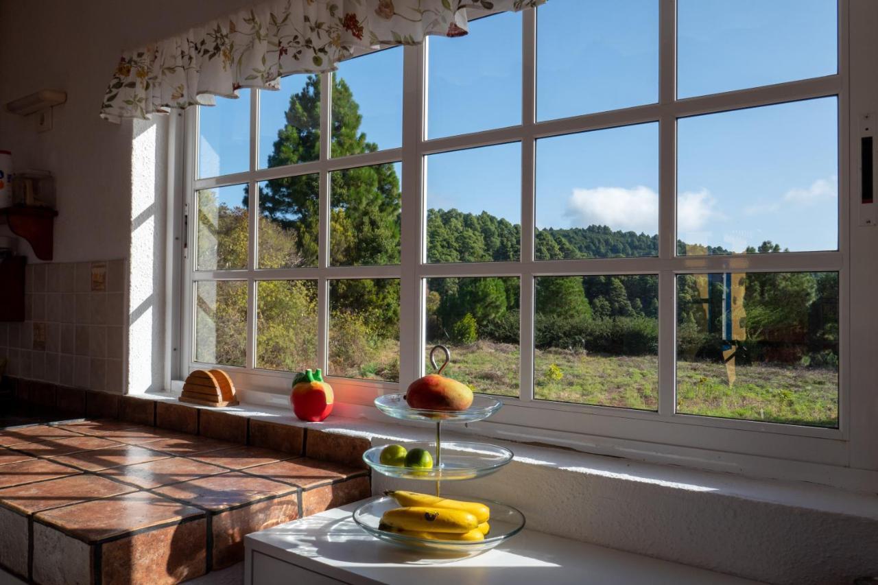 Casa Alba, Casa Rural Con Piscina-Spa Climatizada Hasta 34º Gratuito Y Vistas Al Mar Puntallana Exterior foto